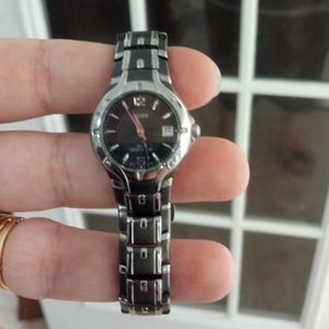 Stainless steel woman watch